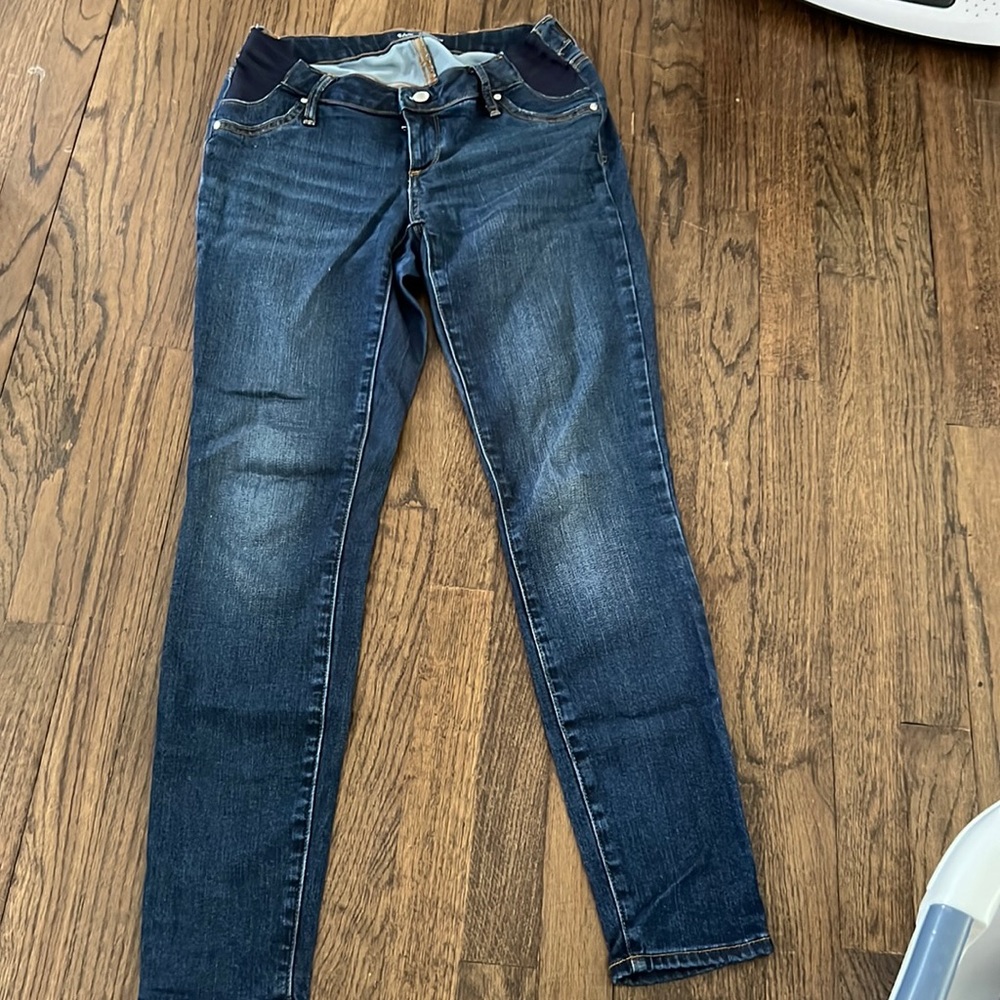 GAP Maternity Jean - True skinny with Inset Panel size 27R